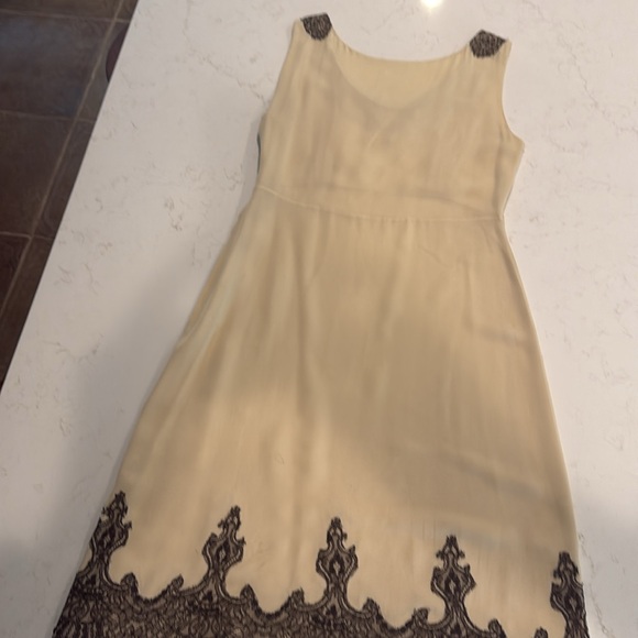 Vintage cream with black lace silk slip dress. Large. Darling. Barely worn. - Picture 7 of 11